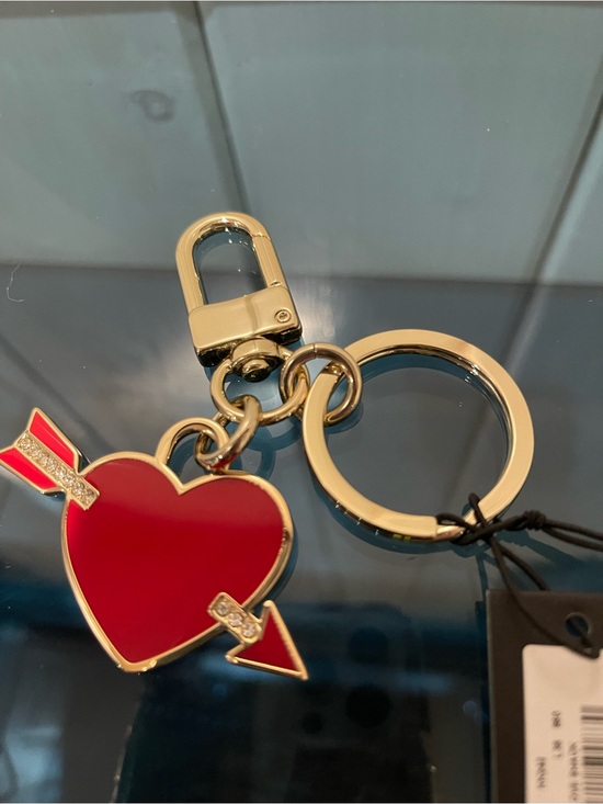 kate spade Accessories - $129 Kate Spade ♠️ Love Shack Bag Charm Gold-Tone Red Heart Arrow Key Ring NWT